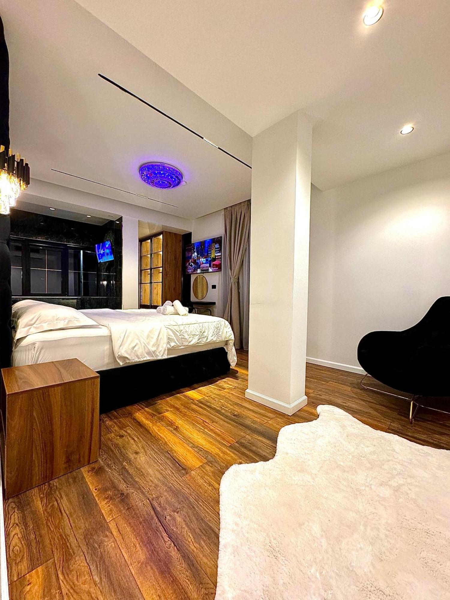 Boutique Hotel Empire Of Martin Гірокастра Екстер'єр фото