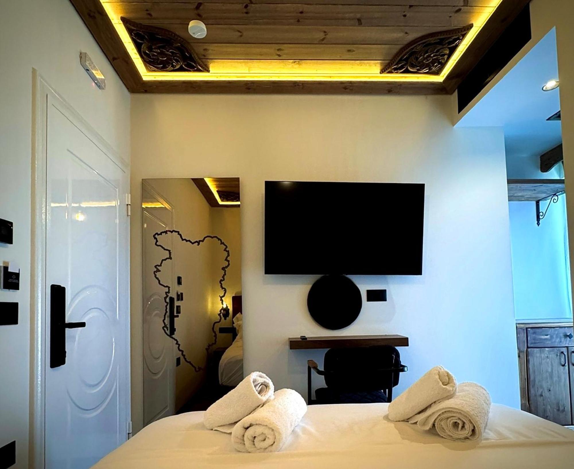 Boutique Hotel Empire Of Martin Гірокастра Екстер'єр фото